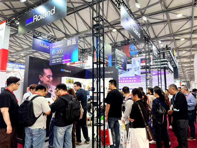 罗兰DG亮相全印展，VersaOBJECT IO-300中国市场首发